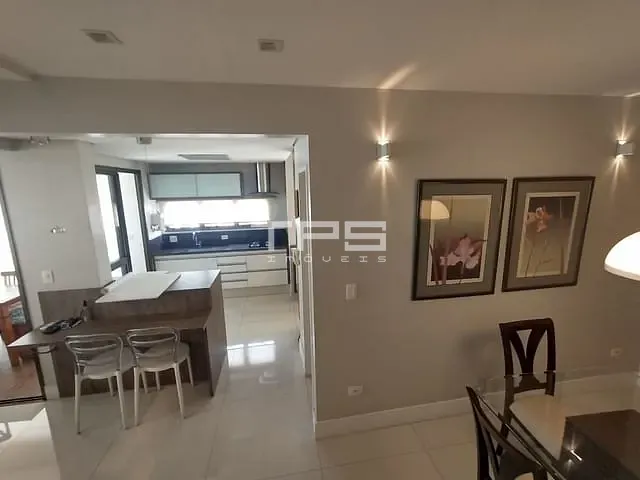 Apartamento com 223m² 3 quartos e 3 banheiros, à venda, no bairro Centro em Taubaté