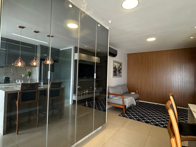 Apartamento 2 quartos e 2 banheiros, à venda, no bairro Jardim Goiás em Goiânia