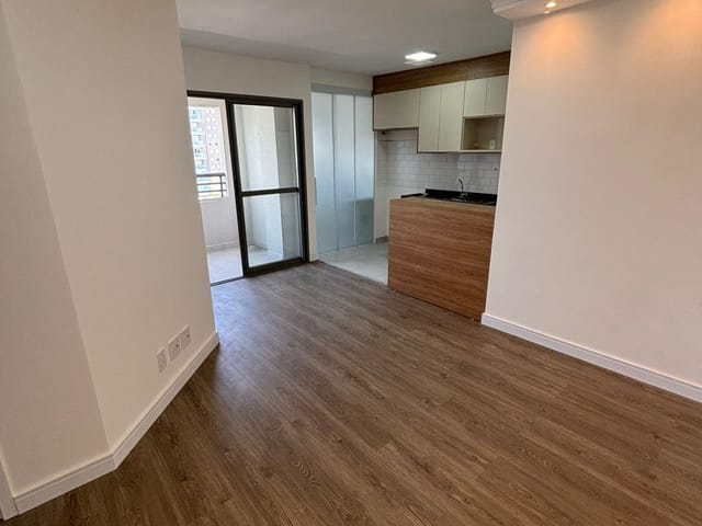 Apartamento com 60m² 2 quartos e 1 banheiro, para alugar, no bairro Vila São Pedro em Santo André