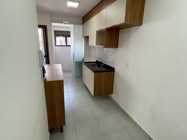 Apartamento com 60m² 2 quartos e 1 banheiro, para alugar, no bairro Vila São Pedro em Santo André