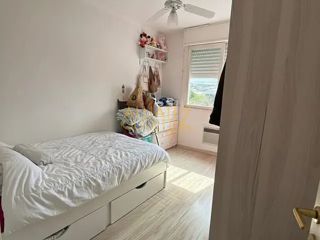 Apartamento 3 quartos e 2 banheiros, para alugar, no bairro Centro em Sapiranga