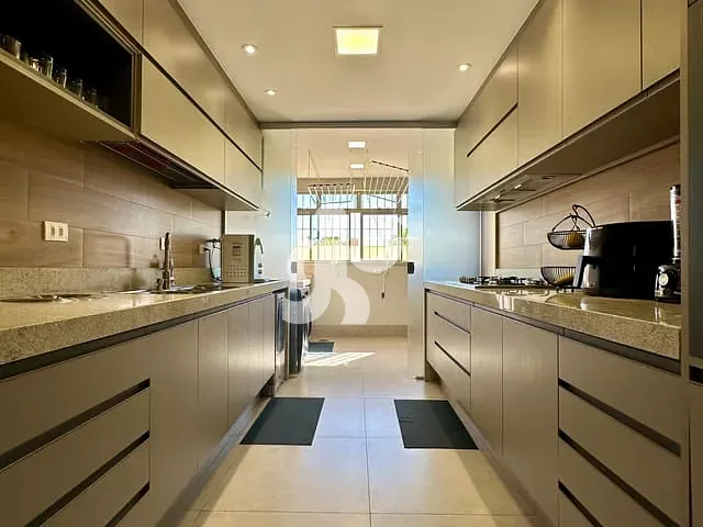 Apartamento com 221m² 3 quartos e 3 banheiros, à venda, no bairro Cidade Alta em Piracicaba