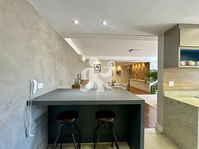 Apartamento com 221m² 3 quartos e 3 banheiros, à venda, no bairro Cidade Alta em Piracicaba