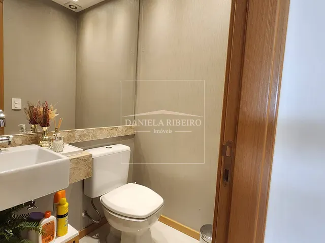 Apartamento 3 quartos e 3 banheiros, à venda, no bairro Centro em Londrina