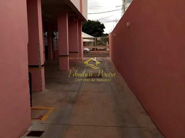 Apartamento com 75m² 3 quartos e 2 banheiros, à venda, no bairro Vila Larsen 1 em Londrina