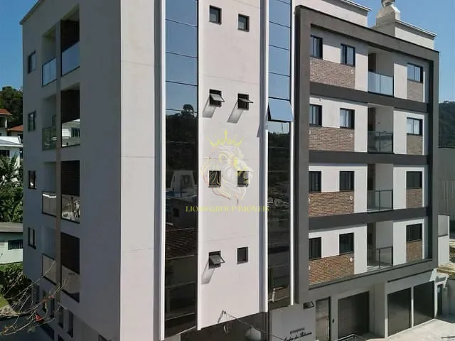 Apartamento com 183m² 3 quartos e 2 banheiros, à venda, no bairro Ariribá em Balneário Camboriú