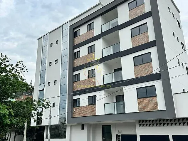 Apartamento com 183m² 3 quartos e 2 banheiros, à venda, no bairro Ariribá em Balneário Camboriú