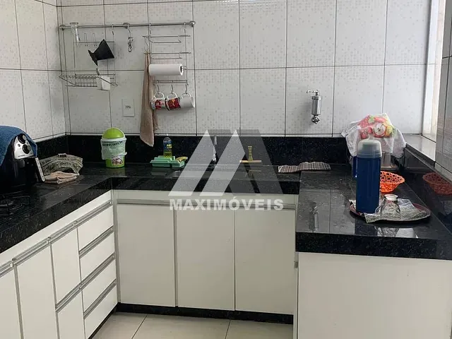 Apartamento 3 quartos e 2 banheiros, à venda, no bairro São Geraldo em Bom Despacho