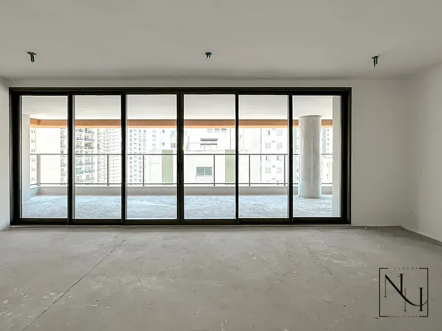 Apartamento com 205m² 4 quartos e 5 banheiros, à venda, no bairro Brooklin Paulista em São Paulo
