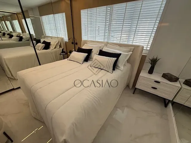 Apartamento com 100m² 2 quartos e 1 banheiro, à venda, no bairro Centro em Balneário Camboriú