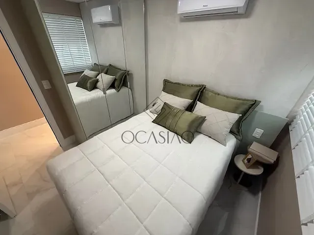 Apartamento com 100m² 2 quartos e 1 banheiro, à venda, no bairro Centro em Balneário Camboriú