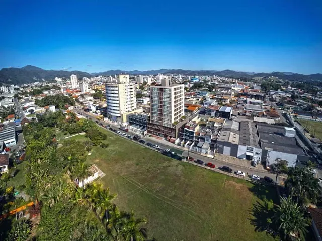 Apartamento 3 quartos e 2 banheiros, à venda, no bairro Centro em Camboriú