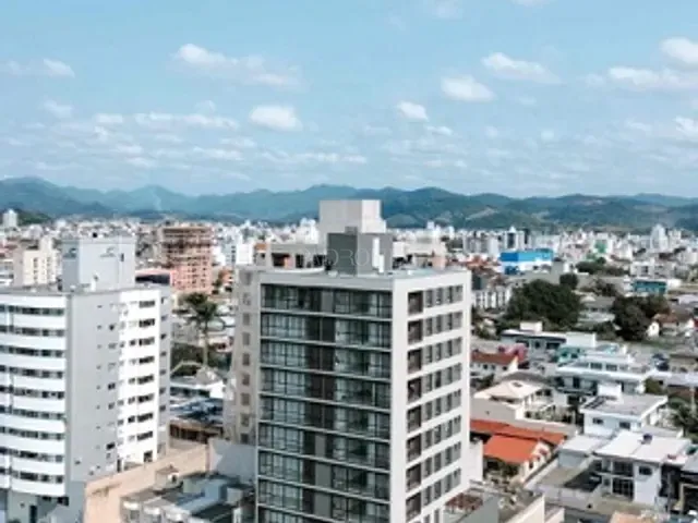 Apartamento 3 quartos e 2 banheiros, à venda, no bairro Centro em Camboriú