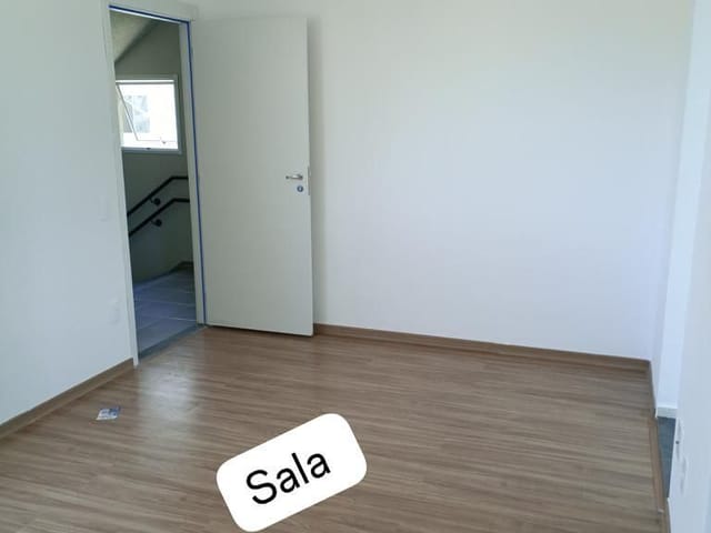 Apartamento 2 quartos e 1 banheiro, à venda, no bairro Parque Cerrado em Belo Horizonte
