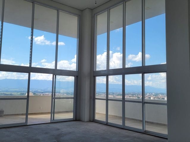 Apartamento com 360m² 4 quartos e 4 banheiros, à venda, no bairro Loteamento Residencial e Comercial Bosque Flamboyant em Taubaté