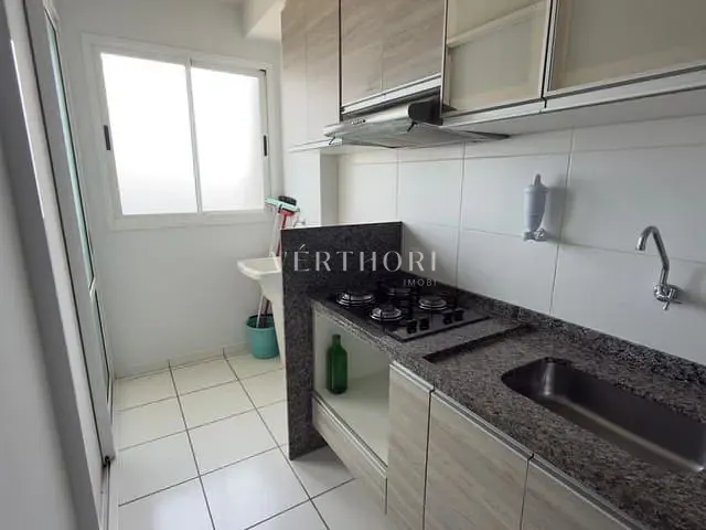 Apartamento 2 quartos e 1 banheiro, para alugar, no bairro Aurora em Londrina
