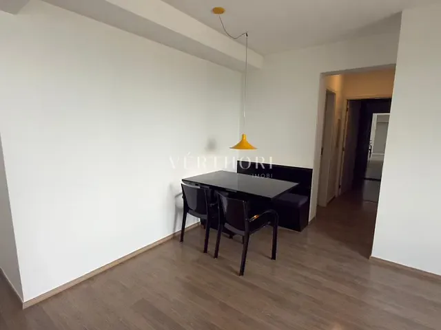 Apartamento 2 quartos e 1 banheiro, para alugar, no bairro Aurora em Londrina