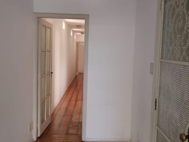 Apartamento 3 quartos e 5 banheiros, para alugar, no bairro Laranjeiras em Rio de Janeiro