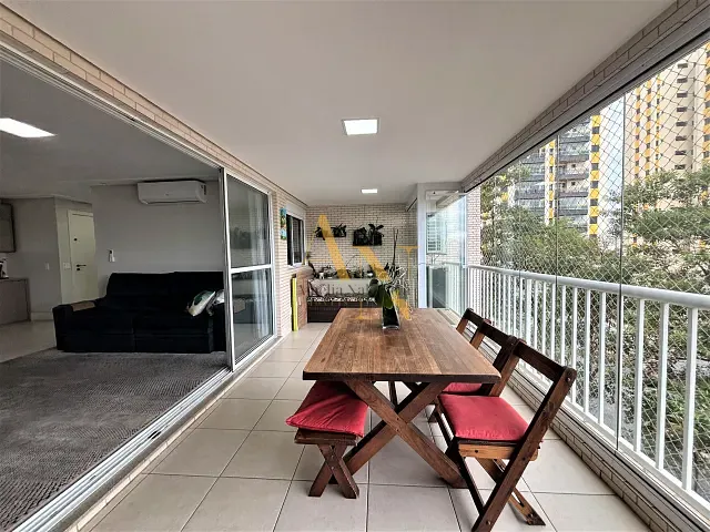 Apartamento 4 quartos e 4 banheiros, à venda, no bairro Vila Gumercindo em São Paulo