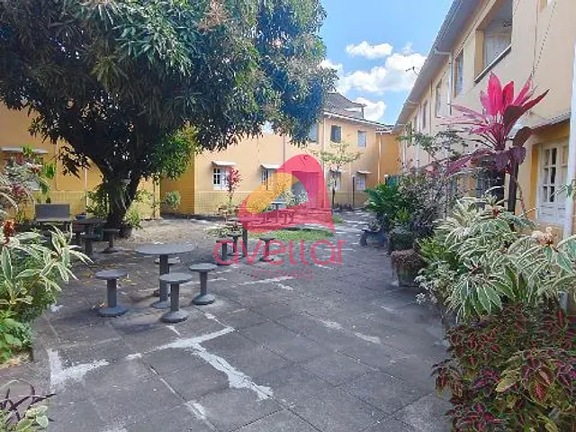 Apartamento 2 quartos e 1 banheiro, para alugar, no bairro Várzea em Recife