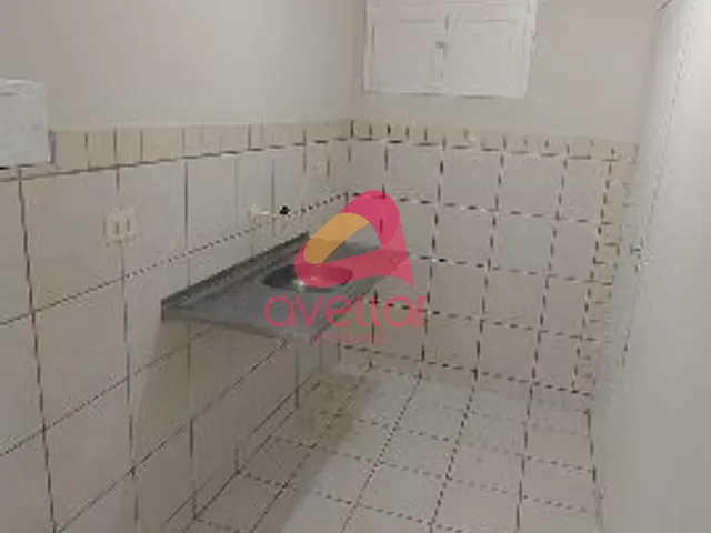 Apartamento 2 quartos e 1 banheiro, para alugar, no bairro Várzea em Recife