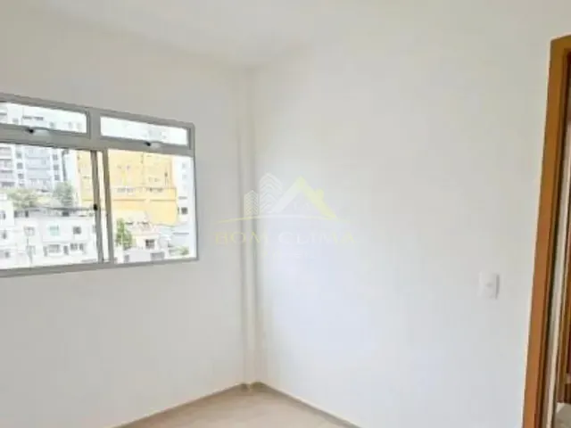 Apartamento 2 quartos e 1 banheiro, à venda, no bairro Democrata em Juiz de Fora