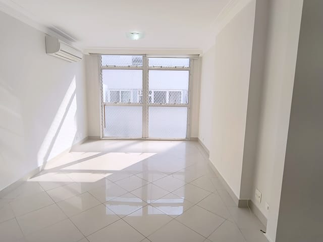Apartamento 2 quartos e 2 banheiros, para alugar, no bairro Itaim Bibi em São Paulo