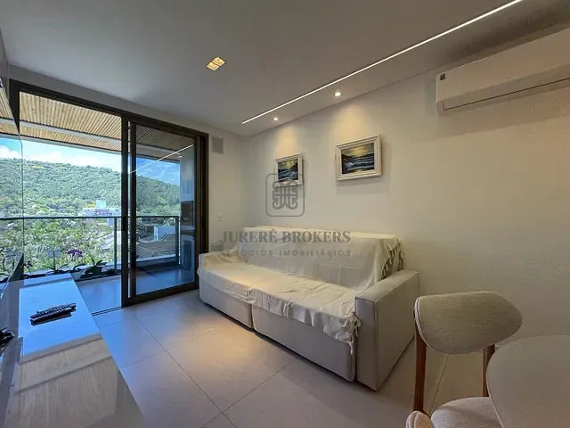 Apartamento 2 quartos e 3 banheiros, à venda ou para alugar, no bairro Jurerê em Florianópolis