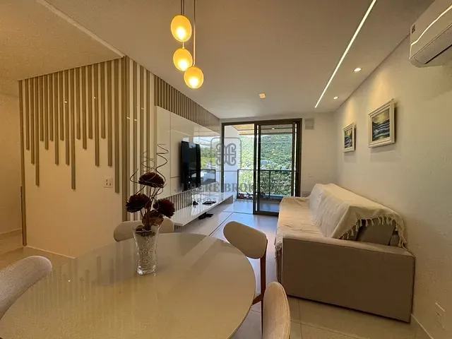 Apartamento 2 quartos e 3 banheiros, à venda ou para alugar, no bairro Jurerê em Florianópolis