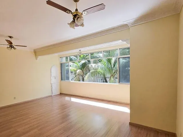 Apartamento com 130m² 3 quartos e 3 banheiros, à venda, no bairro Copacabana em Rio de Janeiro