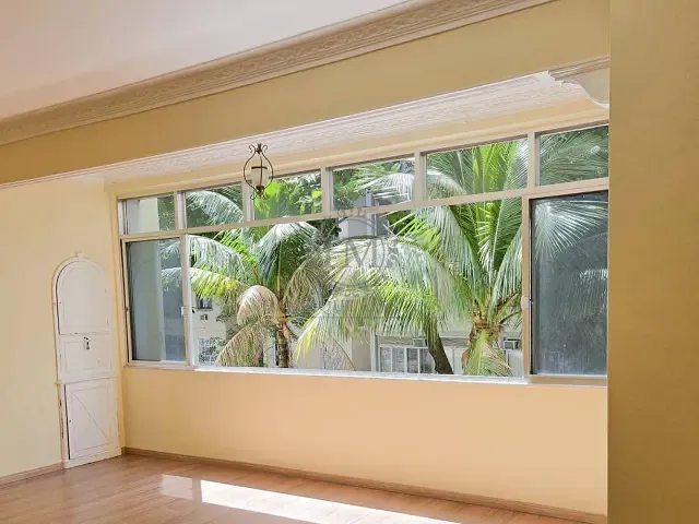 Apartamento com 130m² 3 quartos e 3 banheiros, à venda, no bairro Copacabana em Rio de Janeiro