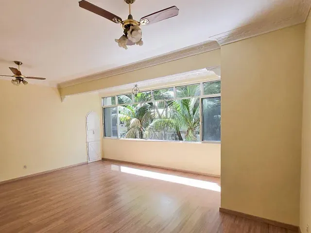 Apartamento com 130m² 3 quartos e 3 banheiros, à venda, no bairro Copacabana em Rio de Janeiro