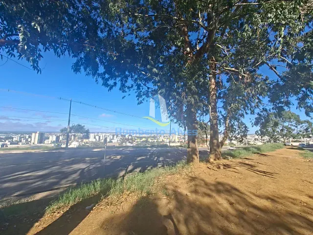 Apartamento 2 quartos e 1 banheiro, para alugar, no bairro Primavera em Vitória da Conquista