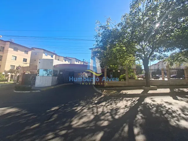 Apartamento 2 quartos e 1 banheiro, para alugar, no bairro Primavera em Vitória da Conquista