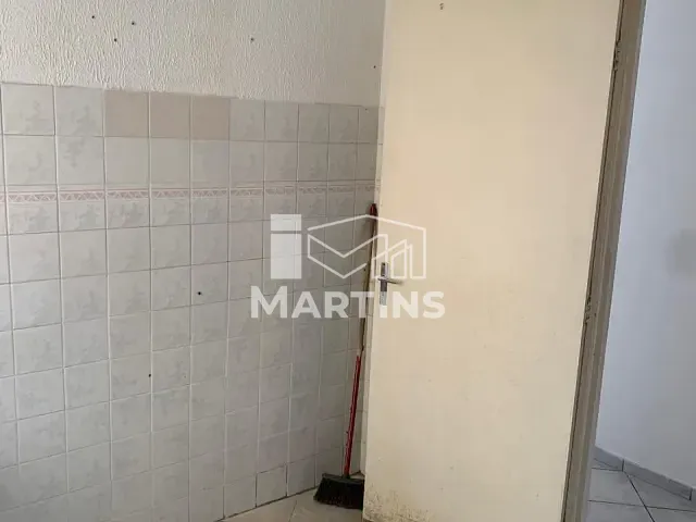 Apartamento com 47m² 2 quartos e 1 banheiro, para alugar, no bairro Jardim Iracema em Taboão da Serra