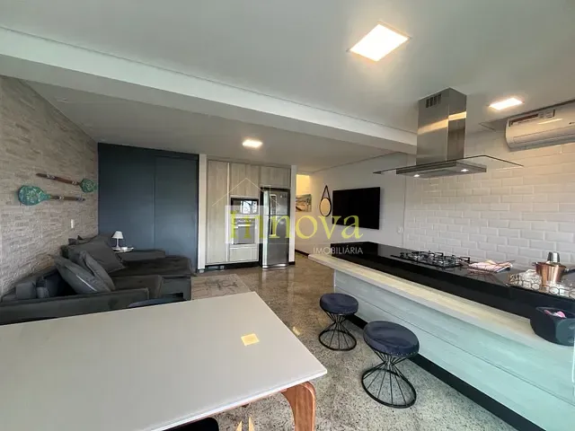 Apartamento com 55m² 1 quarto e 1 banheiro, à venda, no bairro Martim de Sá em Caraguatatuba