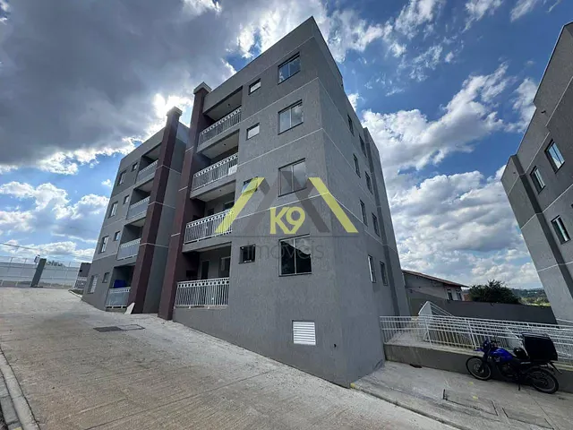 Apartamento 2 quartos e 1 banheiro, à venda, no bairro Colônia Antônio Prado em Almirante Tamandaré