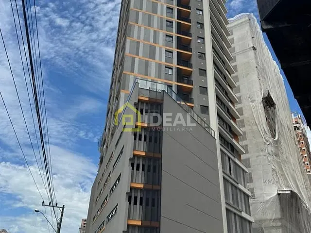 Apartamento 3 quartos e 2 banheiros, à venda, no bairro Morretes em Itapema