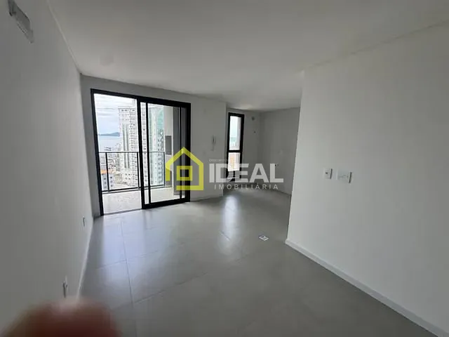 Apartamento 3 quartos e 2 banheiros, à venda, no bairro Morretes em Itapema
