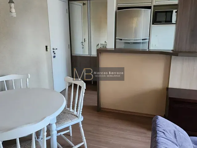 Apartamento com 105m² 3 quartos e 1 banheiro, à venda, no bairro Aurora em Londrina