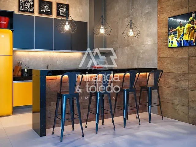 Apartamento com 67m² 2 quartos e 2 banheiros, à venda, no bairro Centro em Guarapari