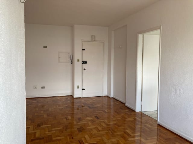 Foto do Apartamento - Apto com 2 dormitórios à venda, próximo a ESPM e Belas Artes,  Albert Einstein - Vila Mariana - São Paulo/SP | Paulista Imóveis.