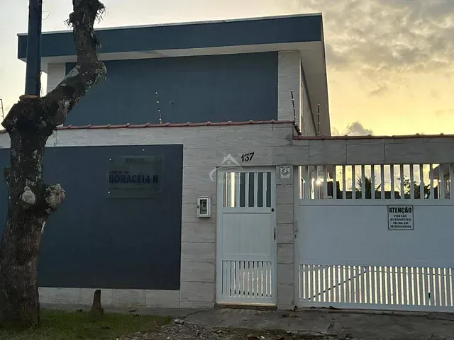 Apartamento com 48m² 2 quartos e 2 banheiros, à venda, no bairro Boraceia em Bertioga