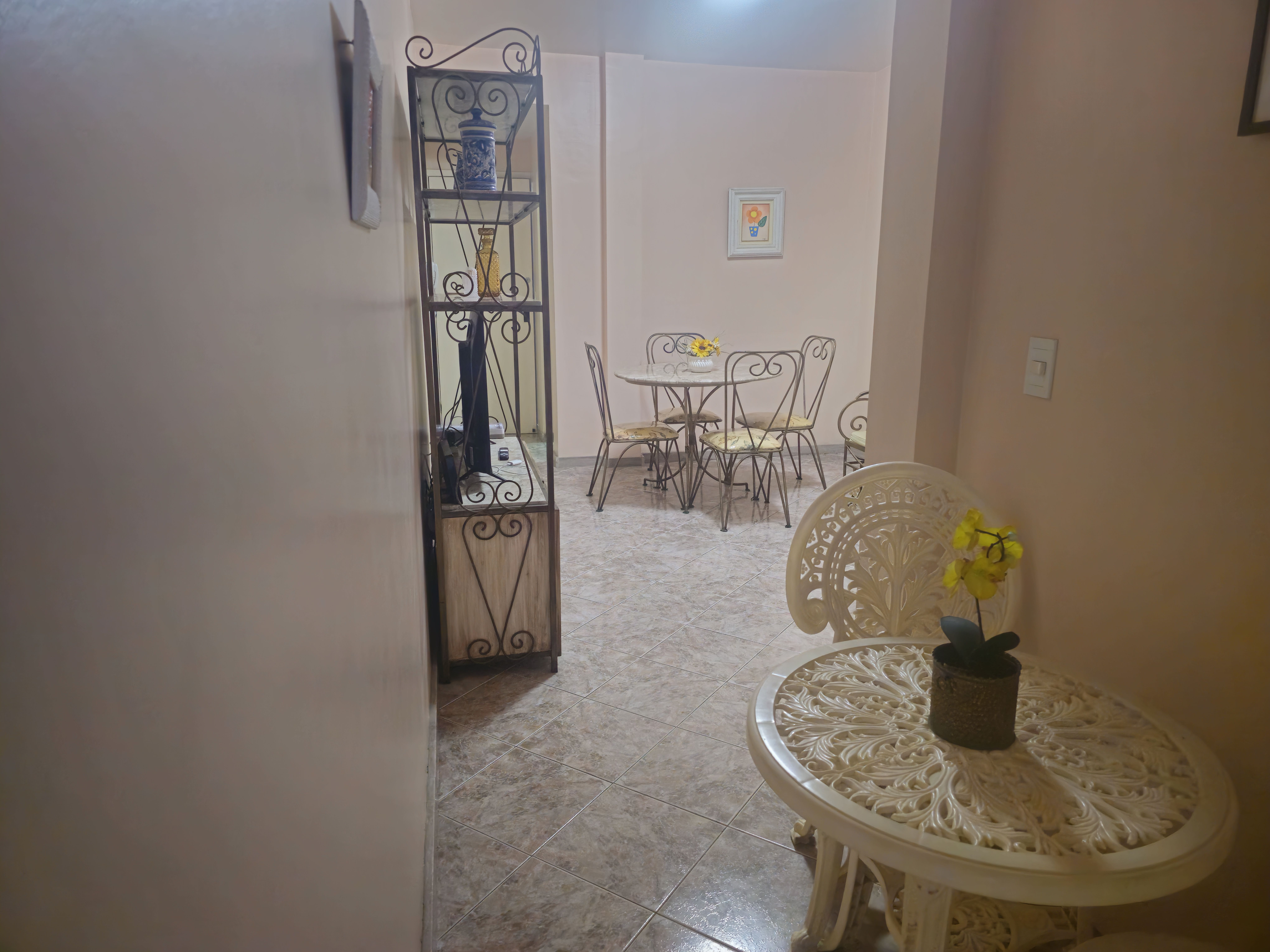 Apartamento para alugar com 2 quartos, 140m² - Foto 3