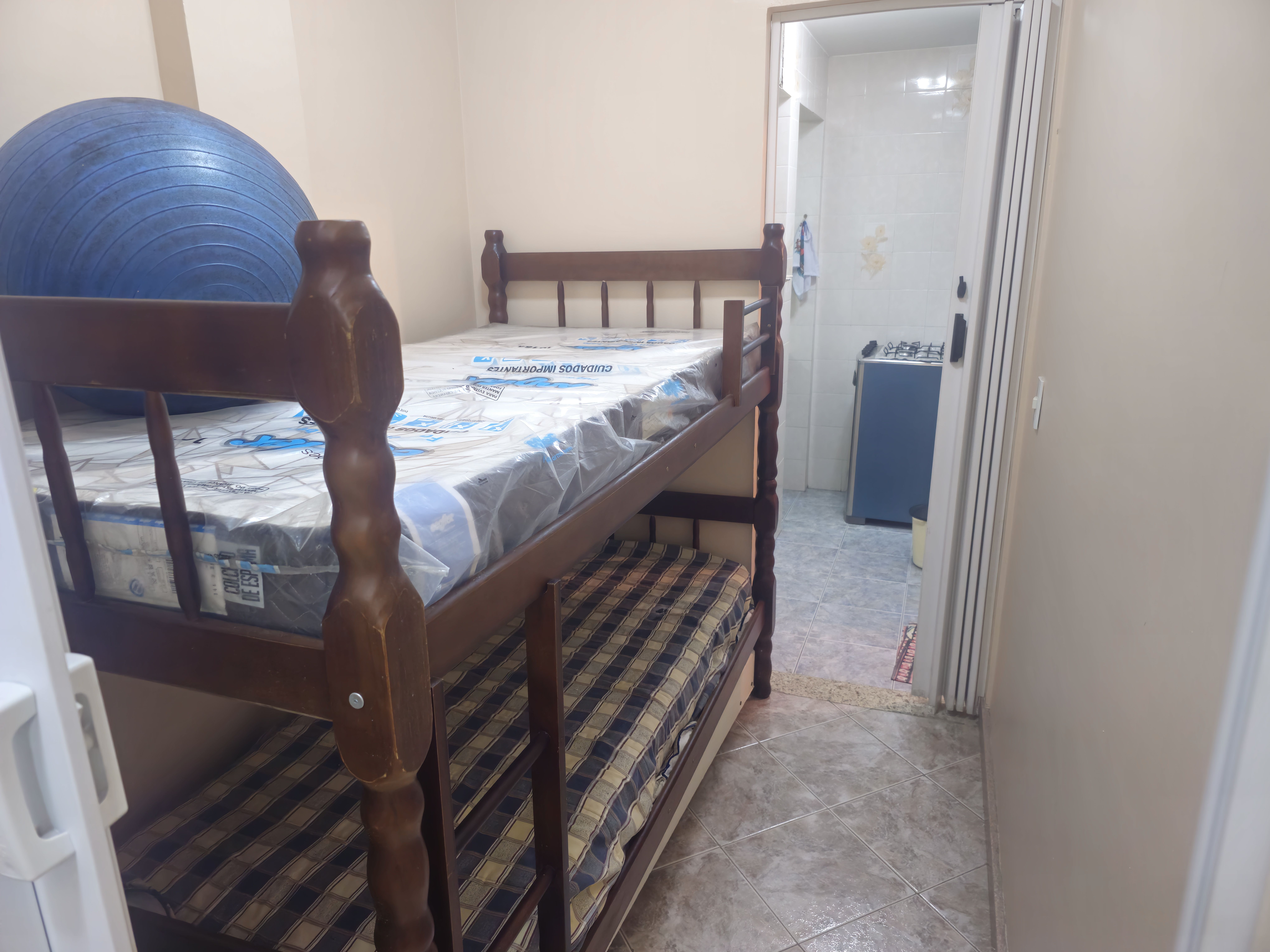 Apartamento para alugar com 2 quartos, 140m² - Foto 10