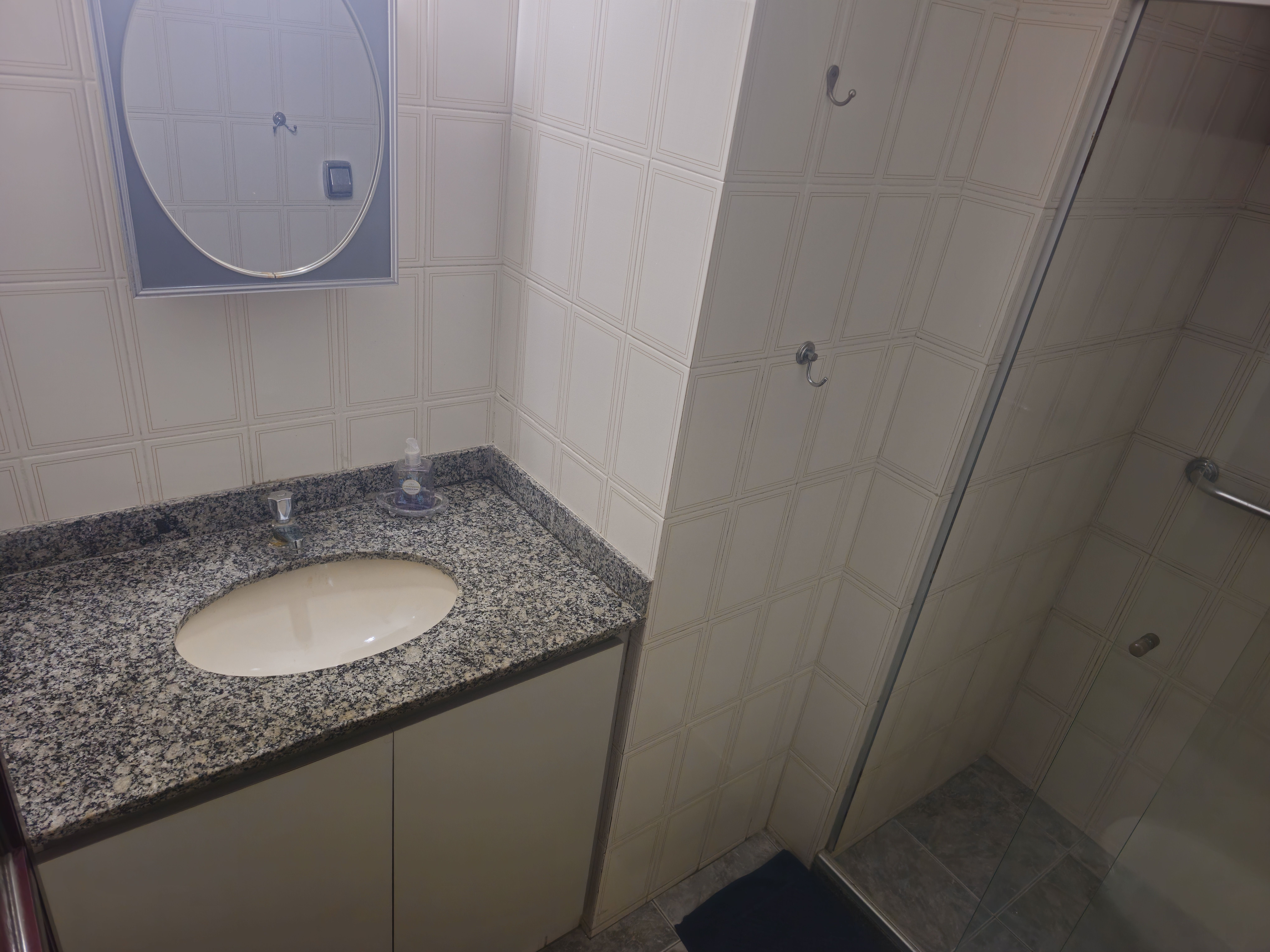 Apartamento para alugar com 2 quartos, 140m² - Foto 11