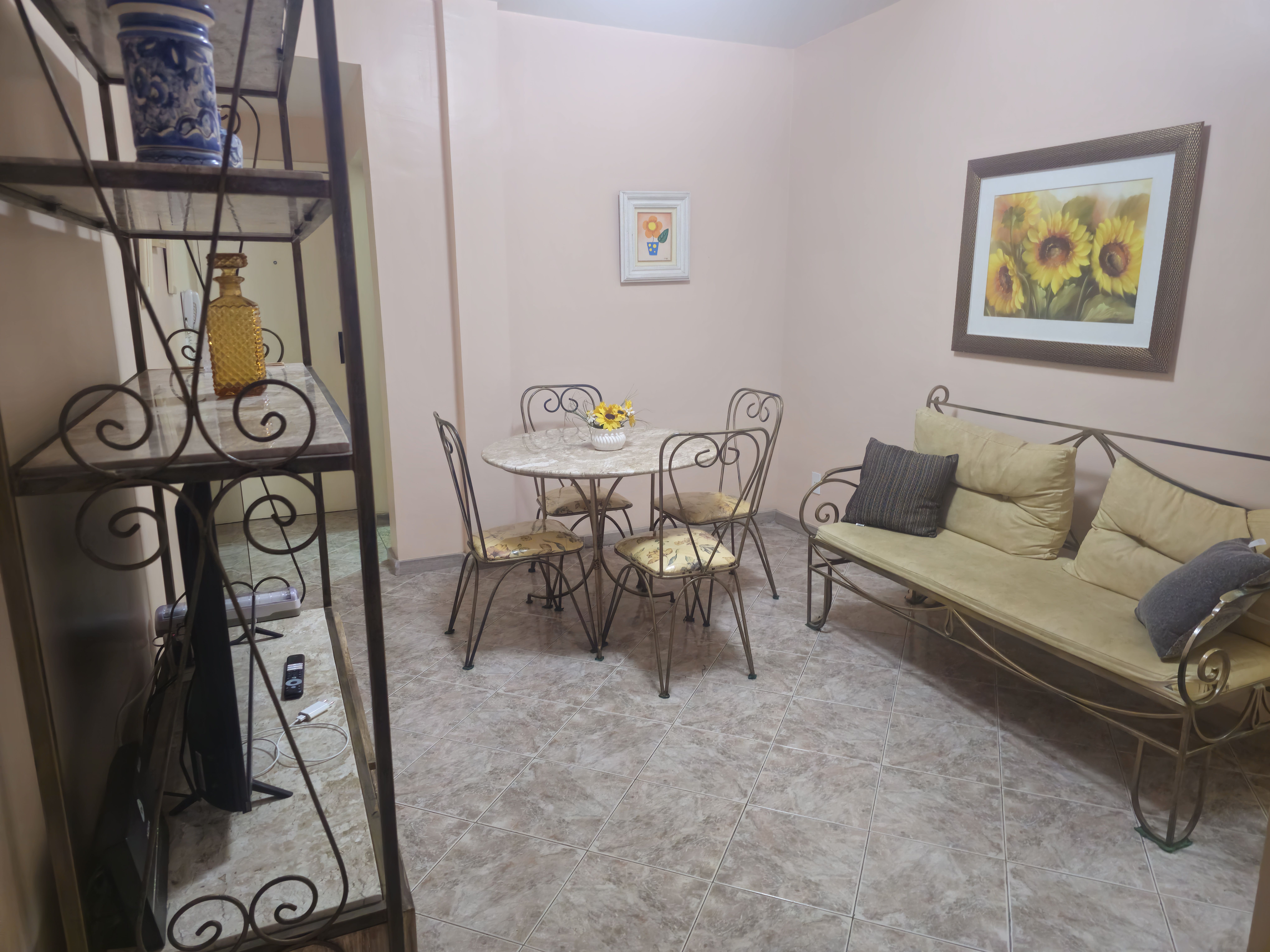 Apartamento para alugar com 2 quartos, 140m² - Foto 21