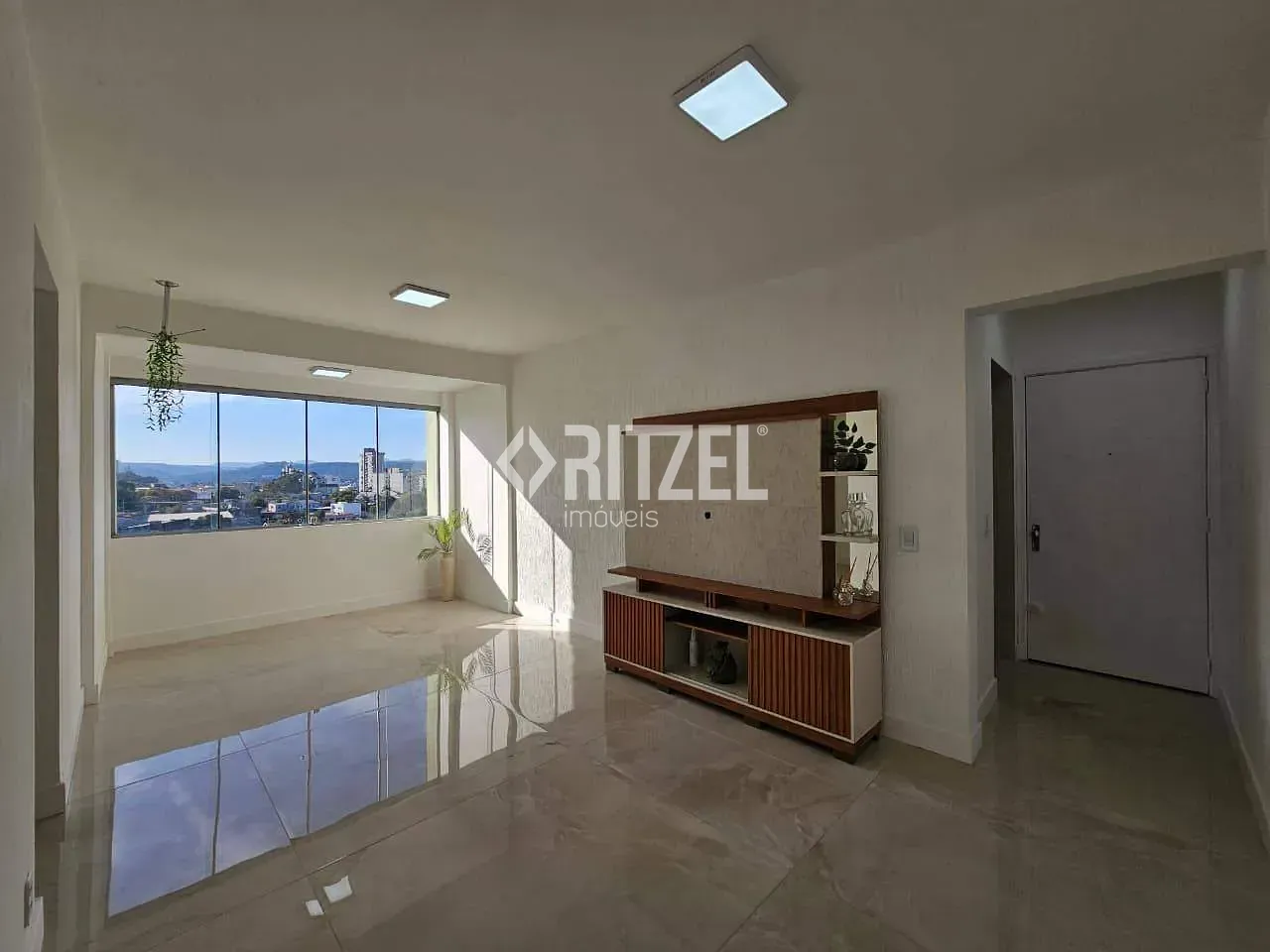 Apartamento, 2 quartos, 70 m² - Foto 1