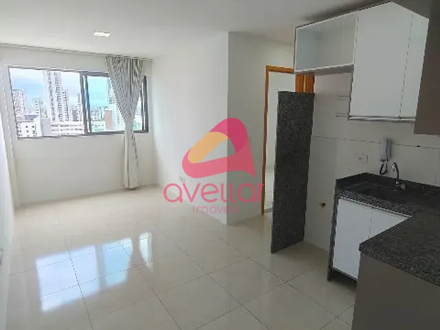 Apartamento 2 quartos e 2 banheiros, para alugar, no bairro Torre em Recife