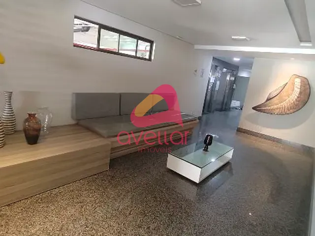 Apartamento 2 quartos e 2 banheiros, para alugar, no bairro Torre em Recife
